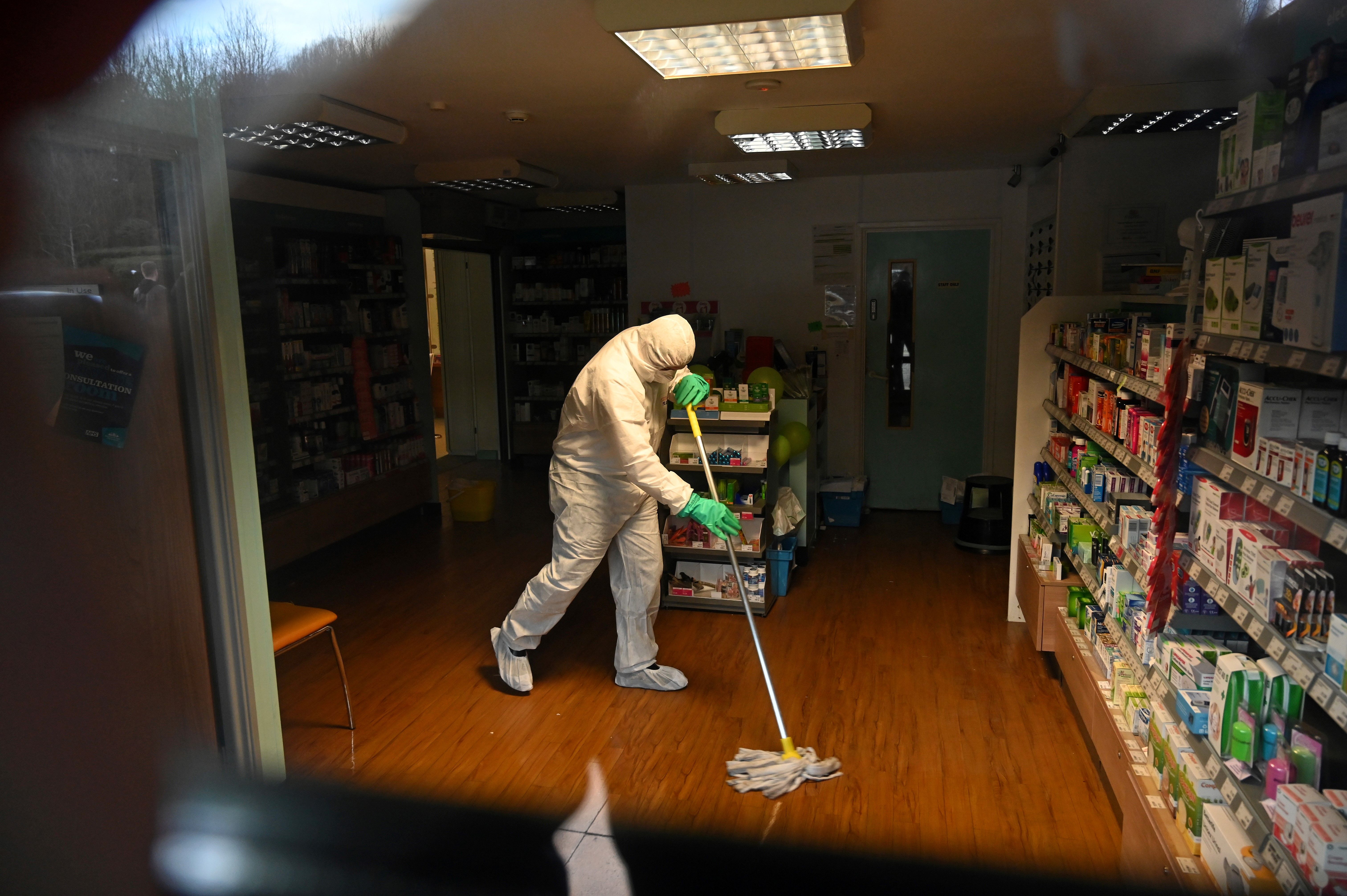 3 Ways to Keep Your Workplace Clean During Coronavirus Scare