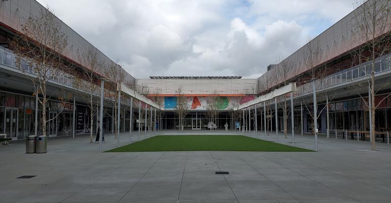 empty-mall-coronavirus-outside.jpg