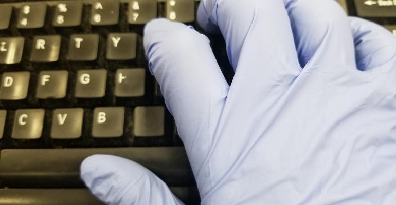 gloves-typing-computer.jpg