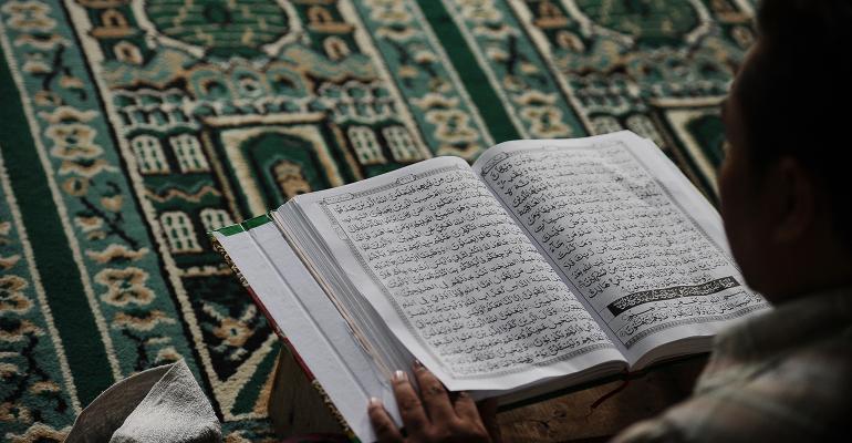 reading Quran