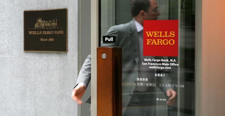 Wells Fargo’s Wealth Unit Boosts Profit 25 Percent 