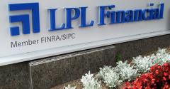 LPL racked up 11181 advisors in 2012