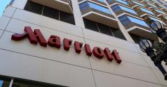Marriott hotel sign
