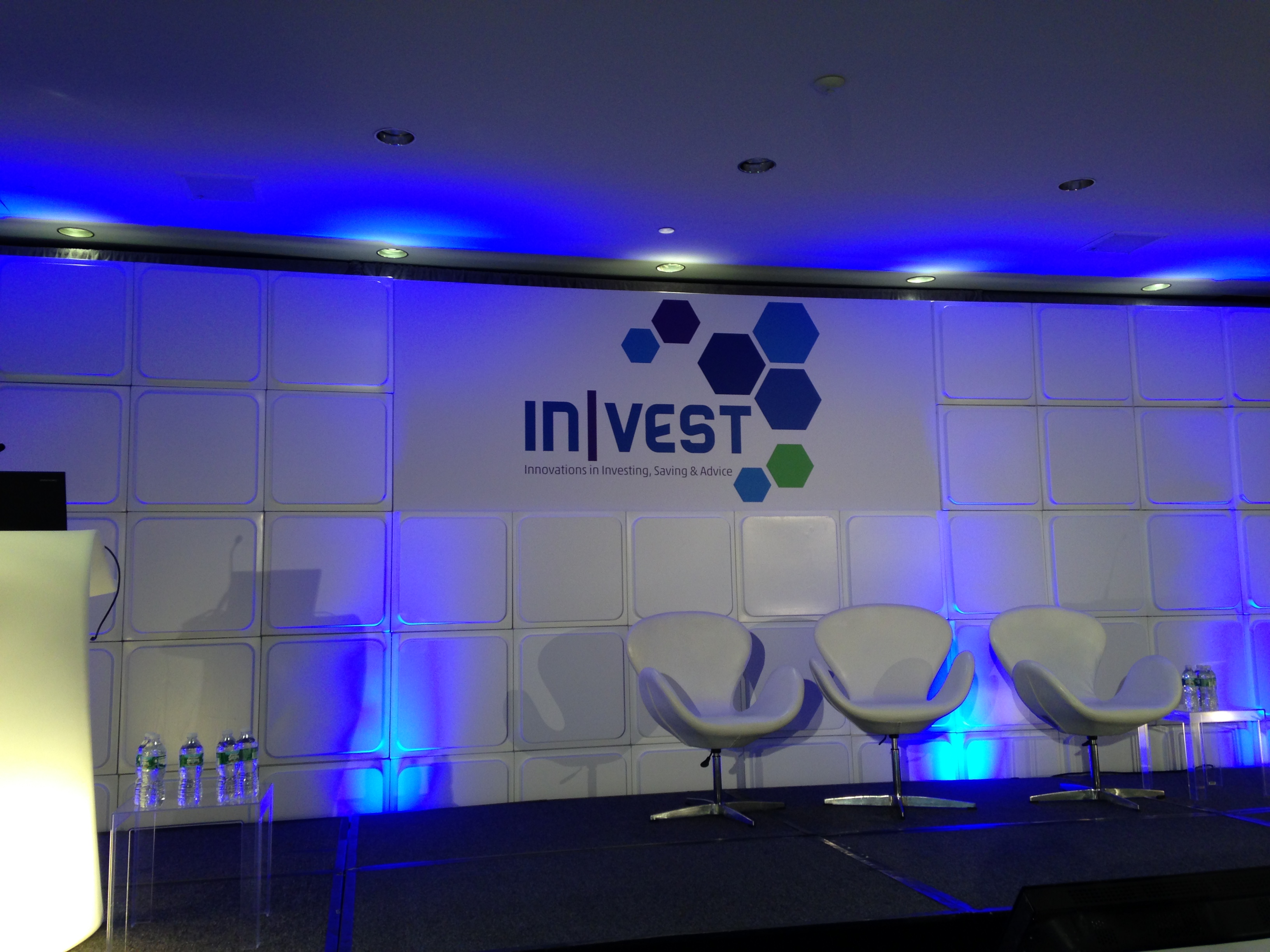 InVest Conference Day 1 The Case For DigitalHybrid Advisors Wealth